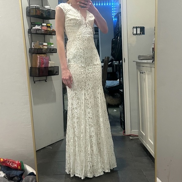 Lulu’s Icing on the Cake White Lace Short Sleeve Maxi Dress - Picture 9 of 12